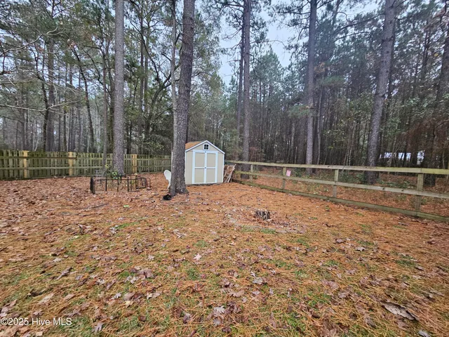 $1,950 | 204 Sourwood Court, Jacksonville, NC 28540