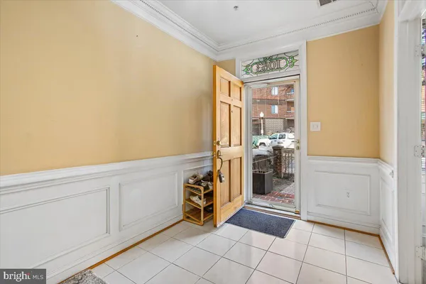$6,200 | 1053 North Stuart Street, Arlington, VA 22203