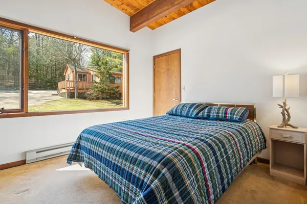$3,500,000 | 240 Black Point Road, Alton, NH 03810