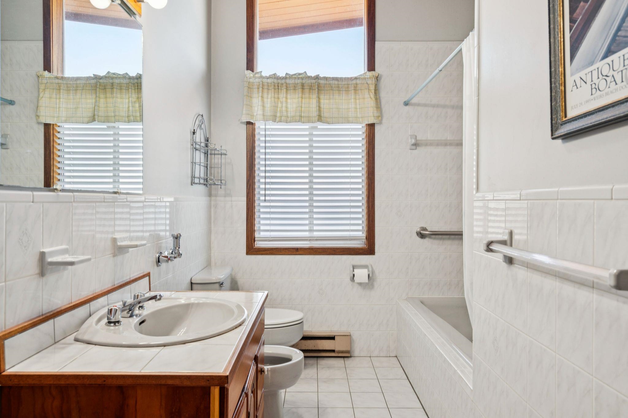 240 Black Point Road Alton, NH 03810 - Photo 16 of 43