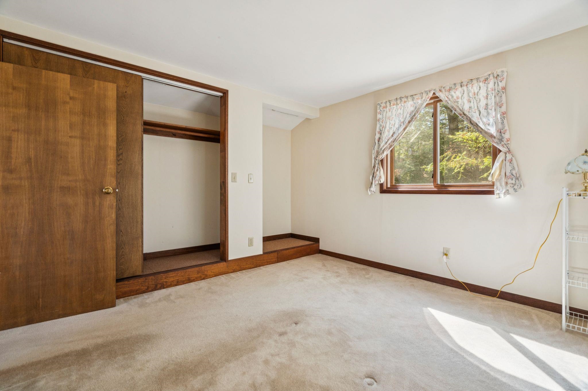 240 Black Point Road Alton, NH 03810 - Photo 29 of 43