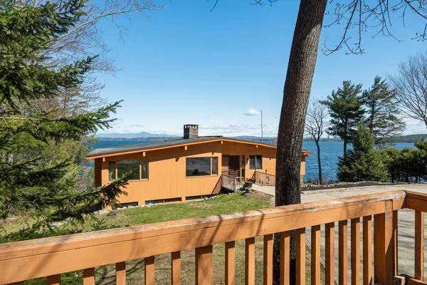 $3,500,000 | 240 Black Point Road, Alton, NH 03810