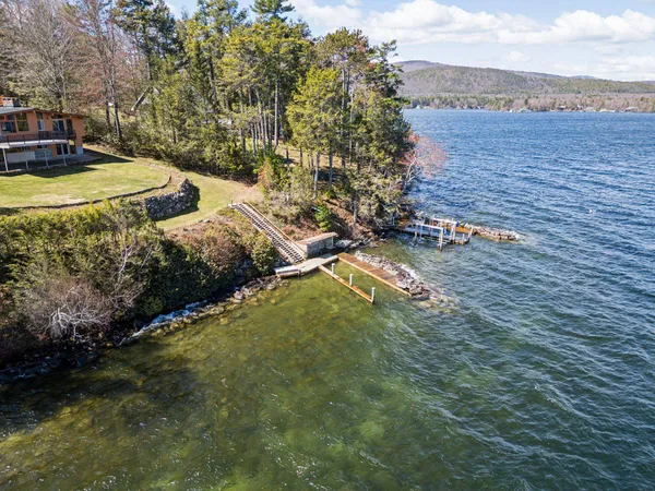 $3,500,000 | 240 Black Point Road, Alton, NH 03810
