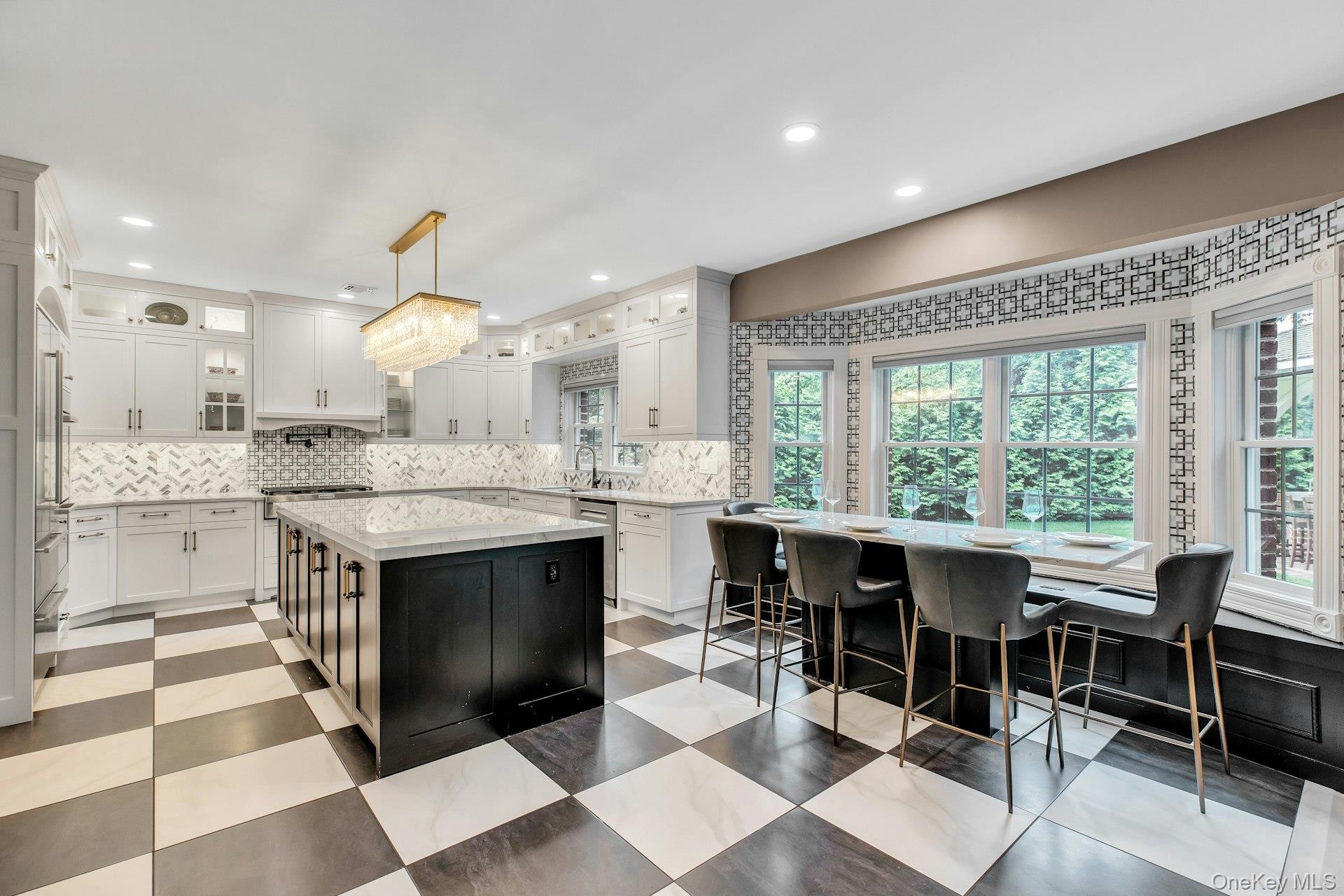 135 Round Swamp Road Huntington, NY 11743 - Photo 12 of 50