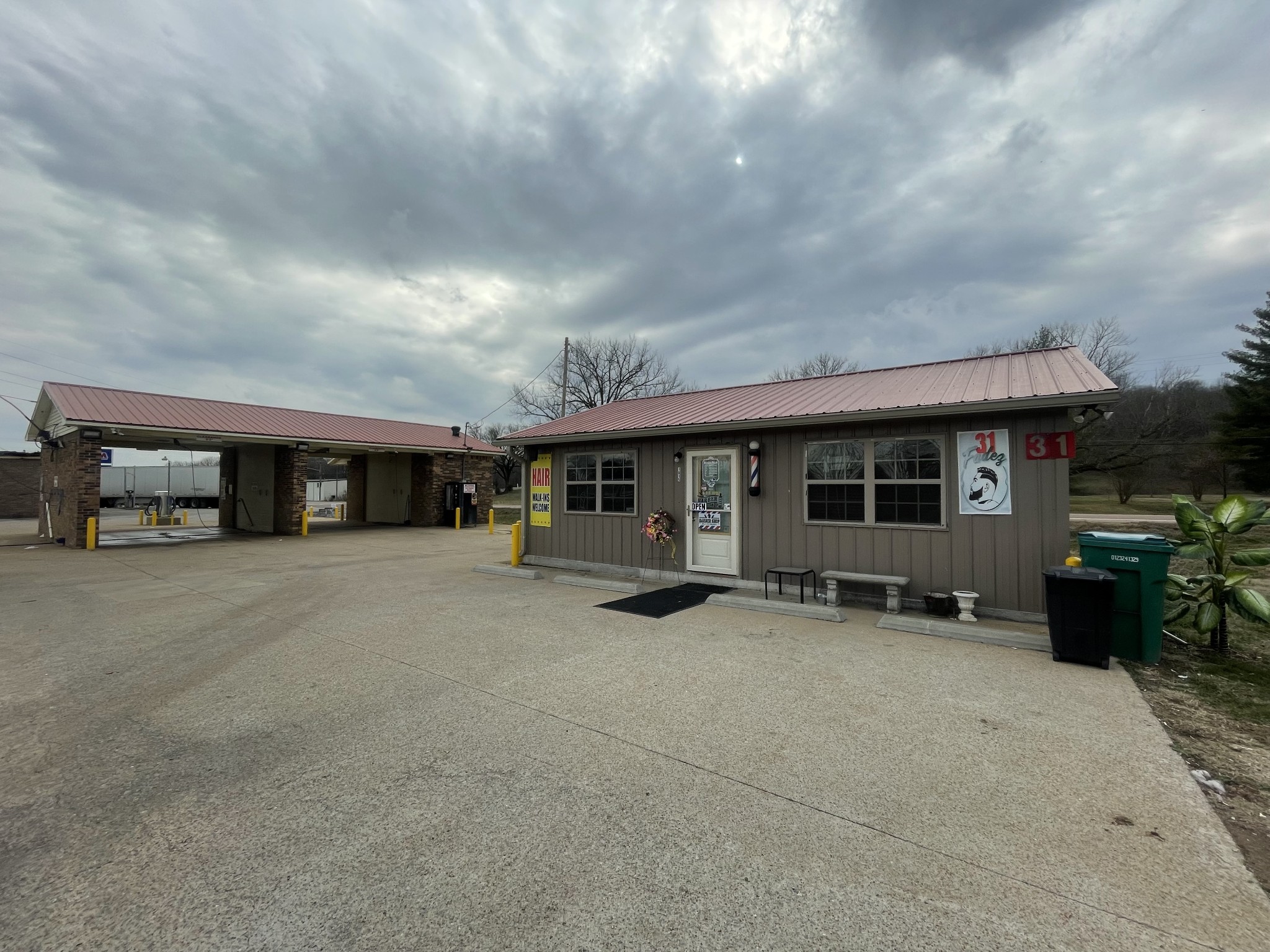 7549 Elkton Pike Prospect, TN 38477 - Photo 19 of 24 a view of a house with sitting area and furniture