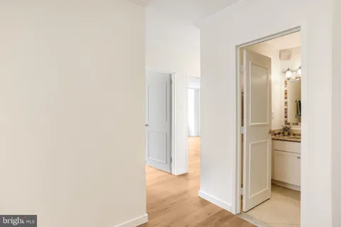 $480,000 | 4101 Cathedral Avenue Northwest, Unit 711, Washington, DC 20016