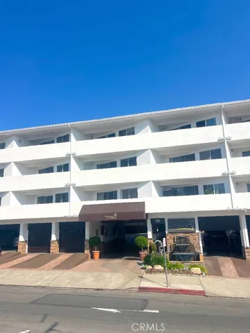$3,895 | 100 Cliff Drive, Unit 6, Laguna Beach, CA 92651