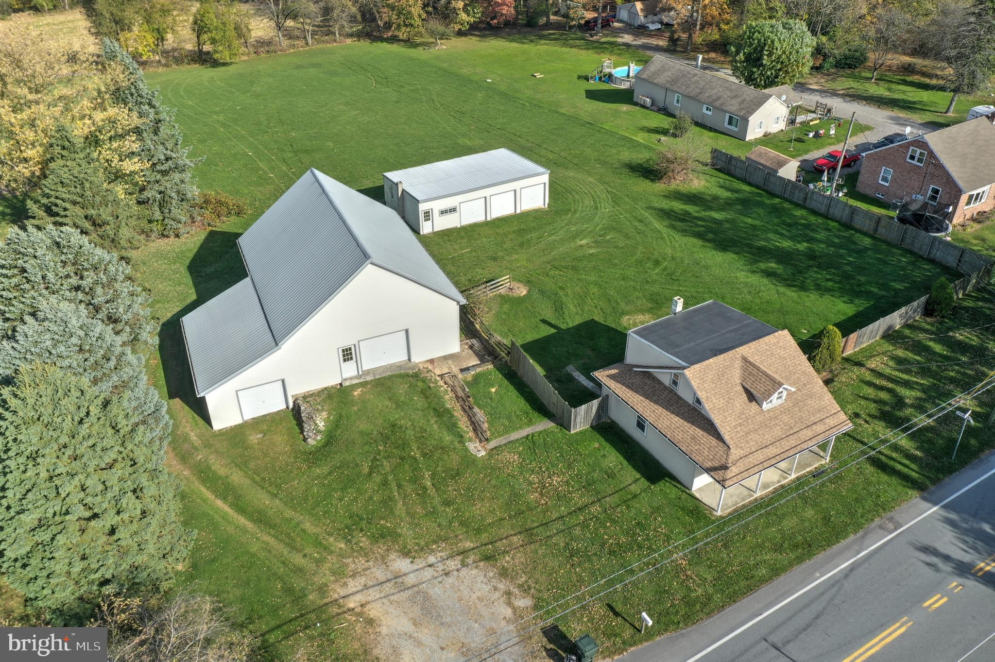 875 Delta Road Red Lion, PA 17356 - Photo 4 of 42