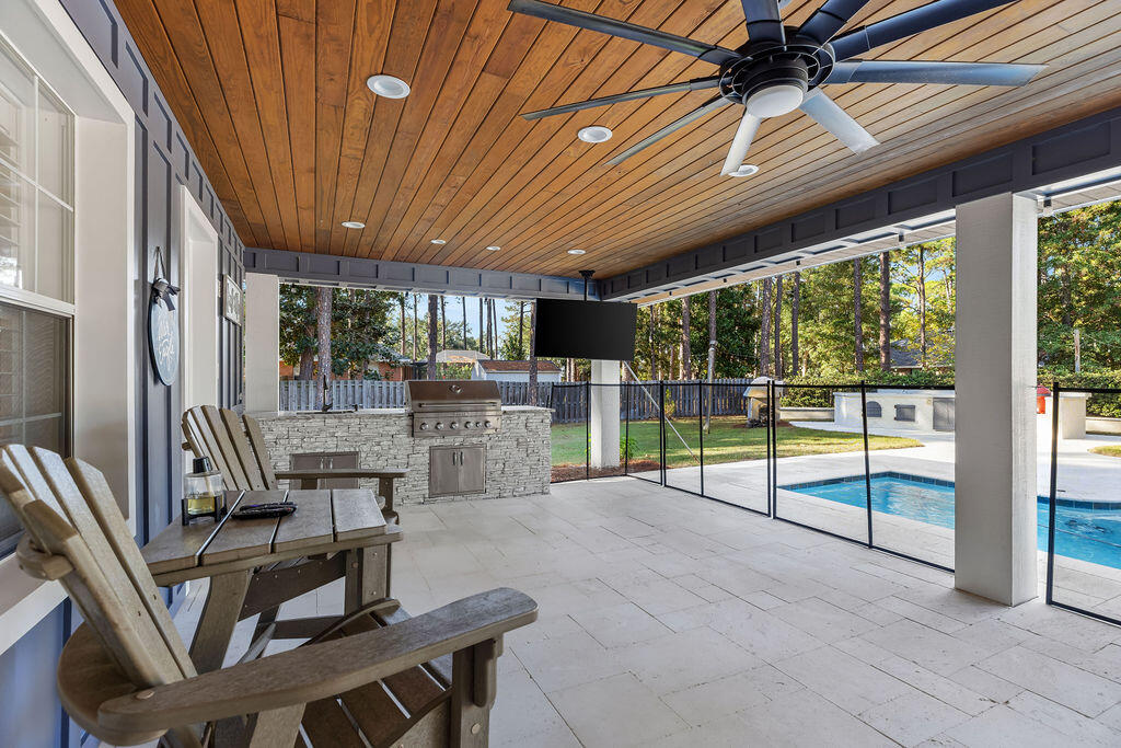 442 Shipwreck Road Santa Rosa Beach, FL 32459 - Photo 20 of 103 a view of a livingroom with furniture and garden