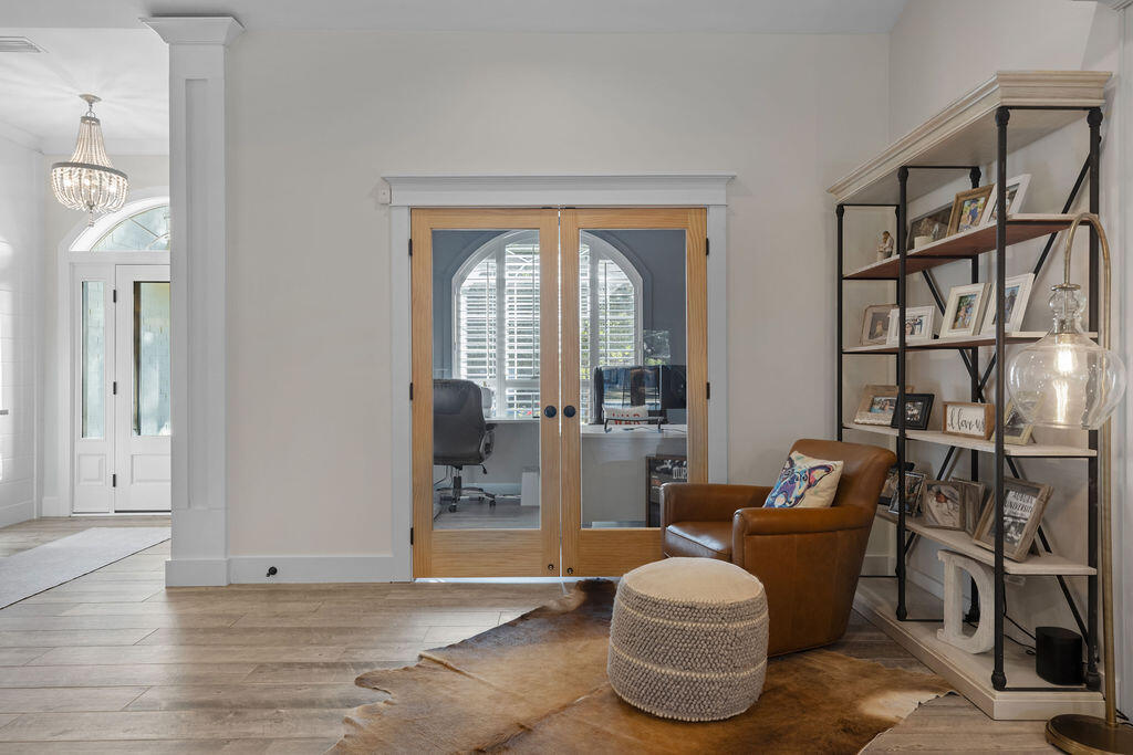 442 Shipwreck Road Santa Rosa Beach, FL 32459 - Photo 46 of 103 a living room with furniture and a window