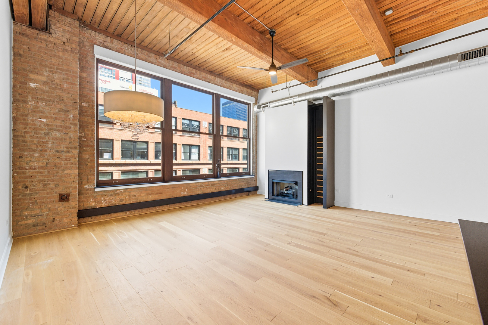 2303 South Michigan Avenue, Unit 405 Chicago, IL 60616 - Photo 4 of 16