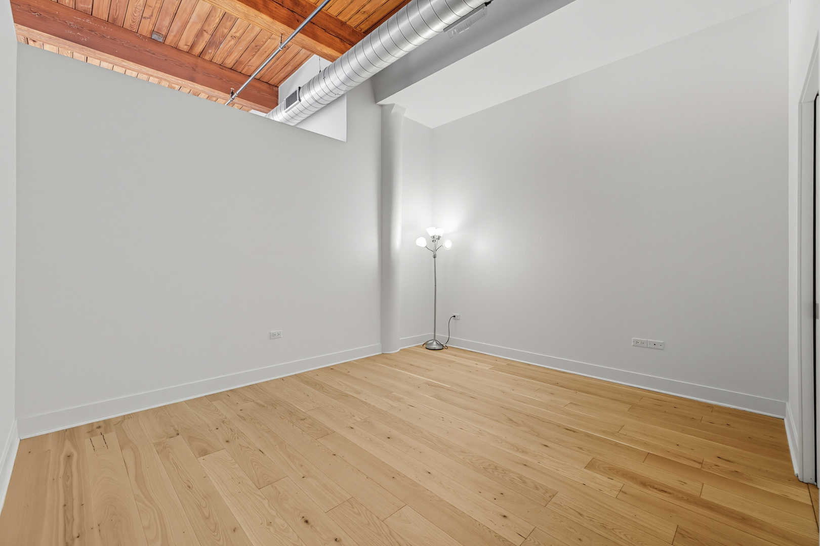 2303 South Michigan Avenue, Unit 405 Chicago, IL 60616 - Photo 8 of 16