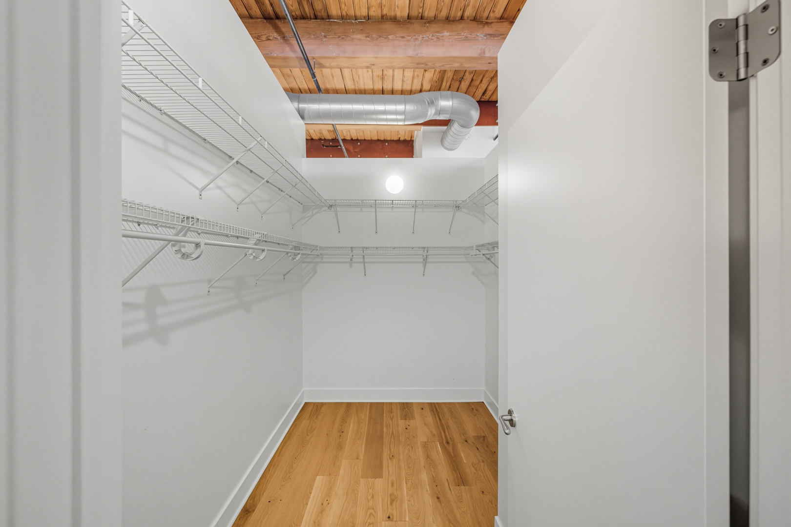 2303 South Michigan Avenue, Unit 405 Chicago, IL 60616 - Photo 10 of 16