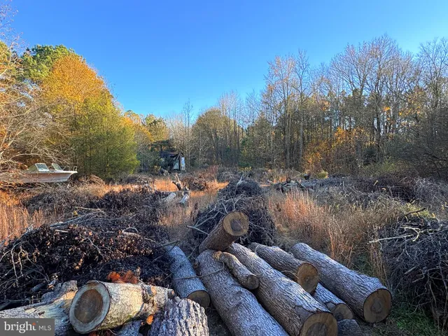 $200,000 | 8381 Hurleys Neck Road, Mardela Springs, MD 21837