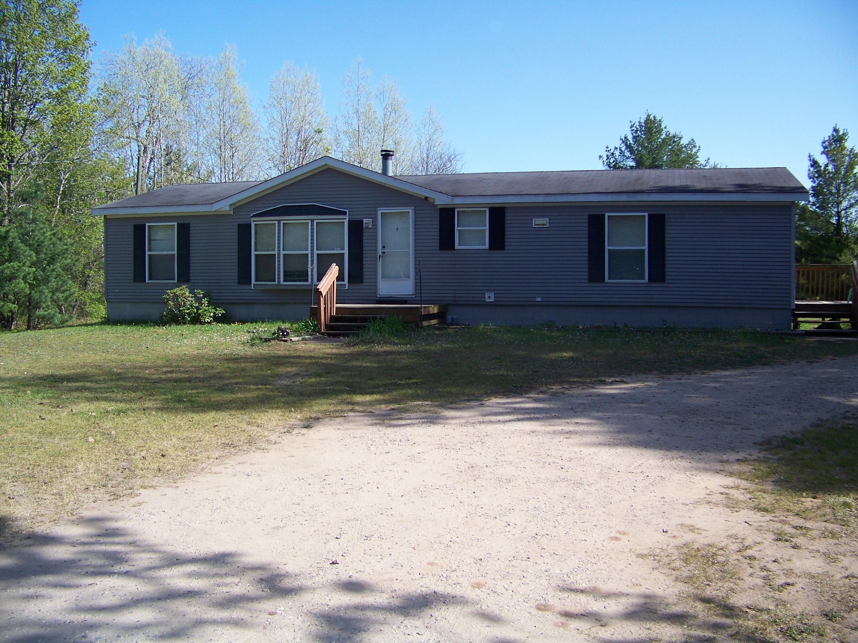 5253 Old Stump Road Gaylord, MI 49735 - Photo 4 of 68 Gallery Image 4