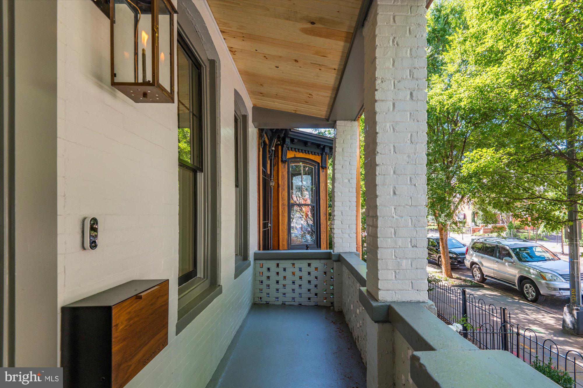 1831 12th Street Northwest Washington, DC 20009 - Photo 5 of 47