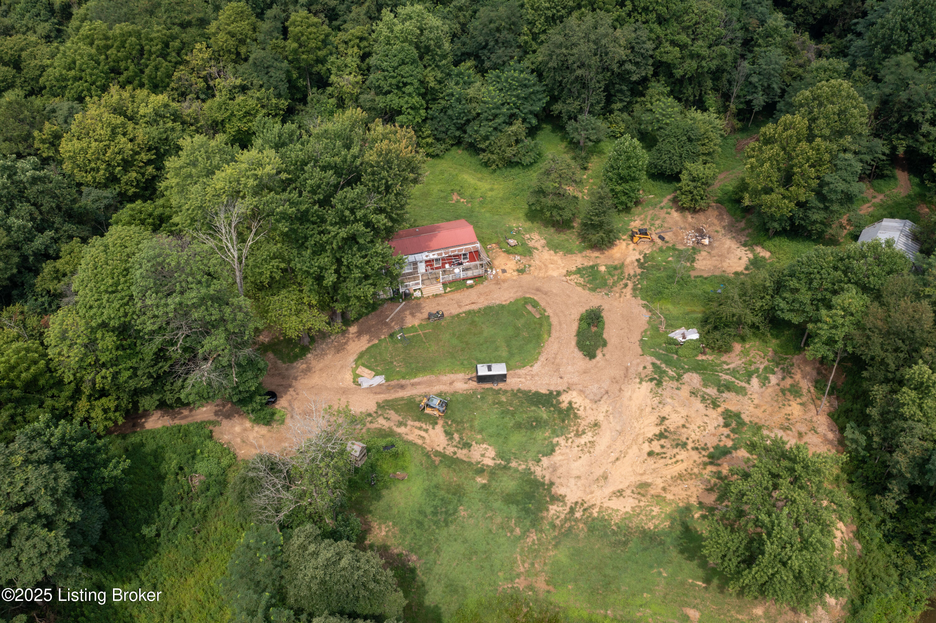5601 Blevins Gap Road Louisville, KY 40272 - Photo 4 of 23 5601BlevinsGapRd-0038