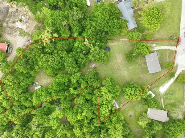 $320,000 | 8305 Bluebonnet Circle, Alvarado, TX 76009