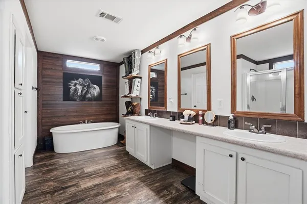 $310,000 | 8305 Bluebonnet Circle, Alvarado, TX 76009