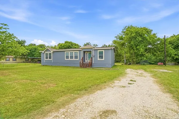 $310,000 | 8305 Bluebonnet Circle, Alvarado, TX 76009