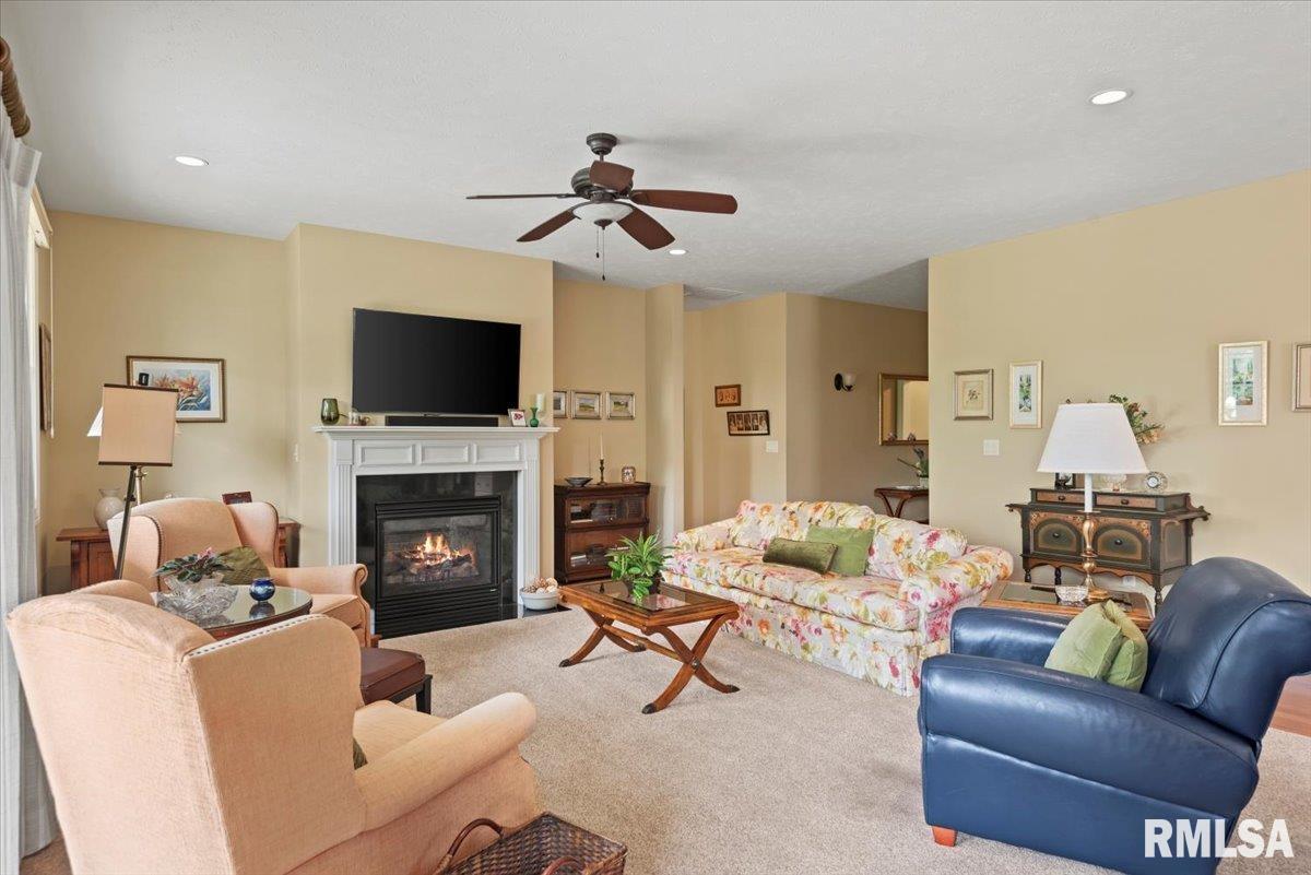 3956 Waterstone Way Springfield, IL 62711 - Photo 9 of 37