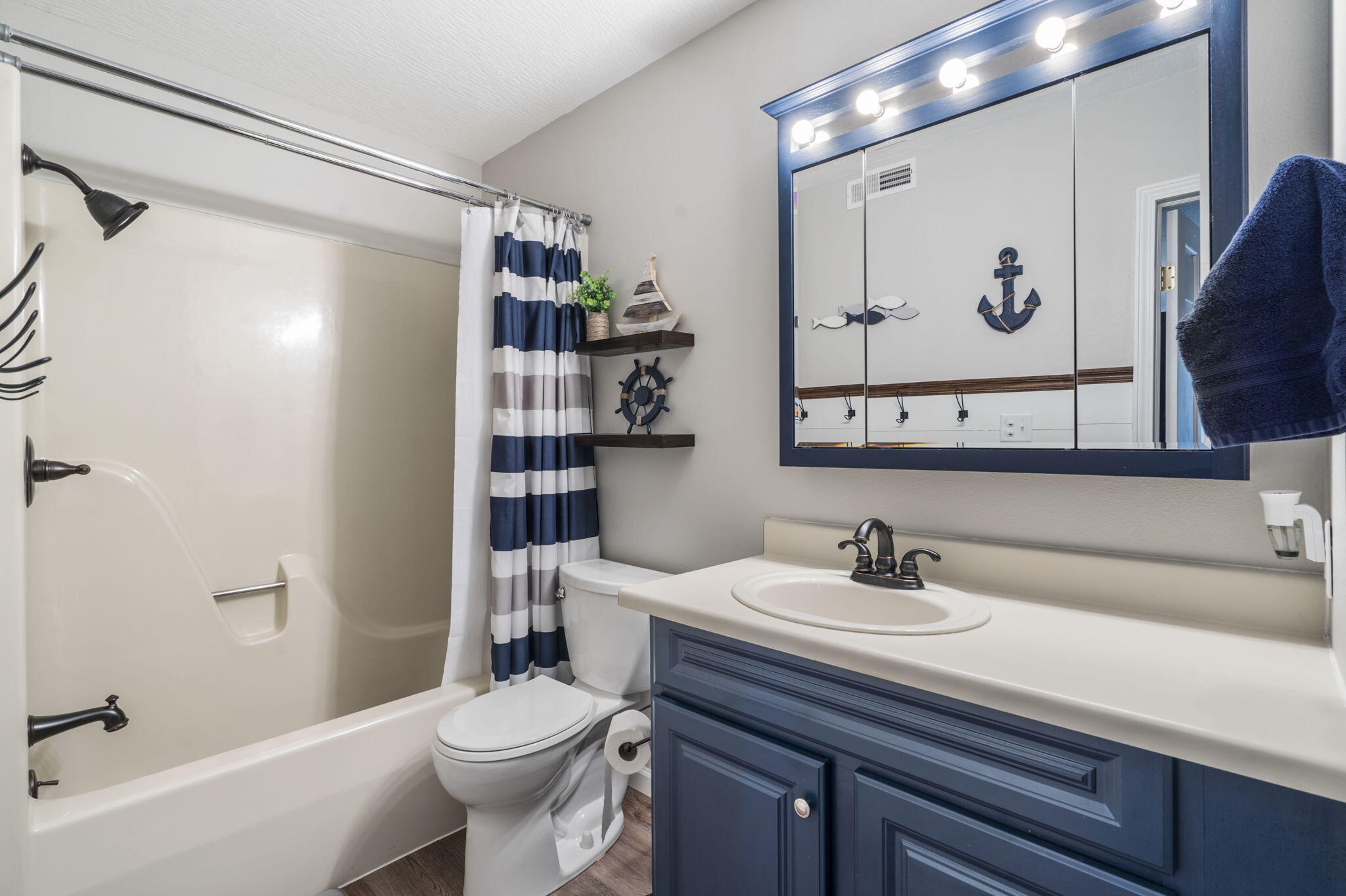 272 Valencia Road, Unit 2 Branson, MO 65616 - Photo 15 of 38 17-web-or-mls-HWJ06595
