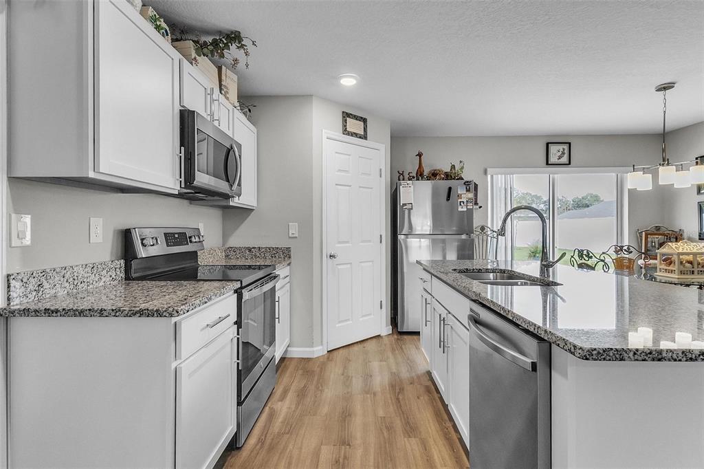 19 Ruth Drive Palm Coast, FL 32164 - Photo 5 of 23