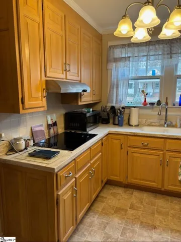 $299,950 | 208 South Pliney Circle, Simpsonville, SC 29681