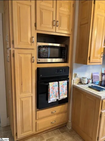 $299,950 | 208 South Pliney Circle, Simpsonville, SC 29681