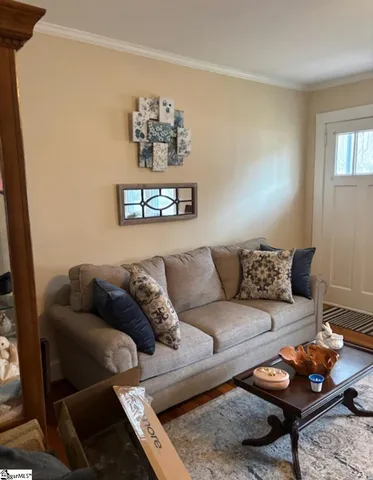 $299,950 | 208 South Pliney Circle, Simpsonville, SC 29681