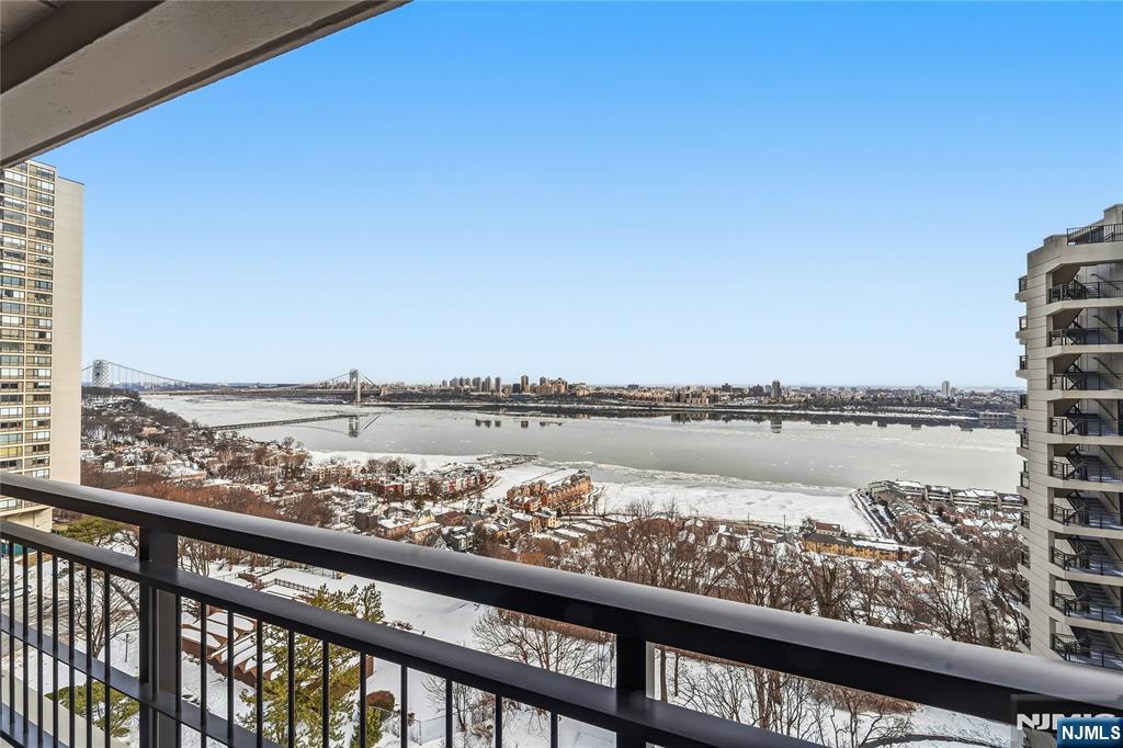 2 Horizon Road, Unit 1205 Fort Lee, NJ 07024 - Photo 13 of 27