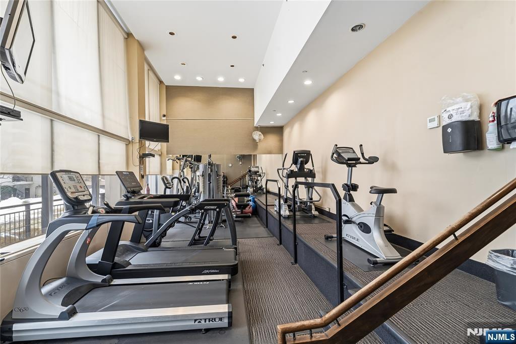 2 Horizon Road, Unit 1205 Fort Lee, NJ 07024 - Photo 27 of 27