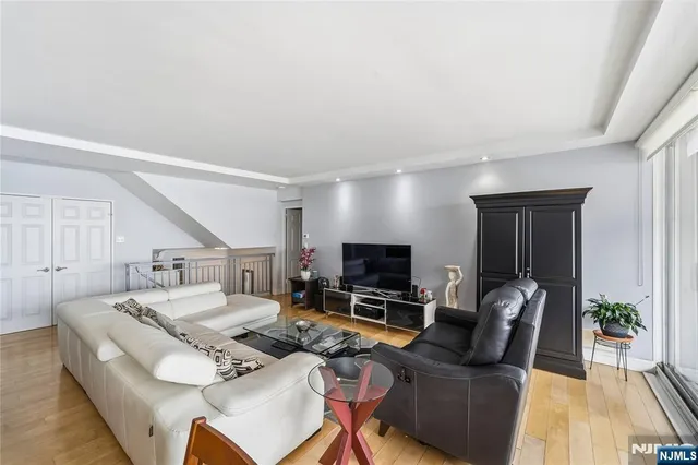 $395,000 | 2 Horizon Road, Unit 1205, Fort Lee, NJ 07024