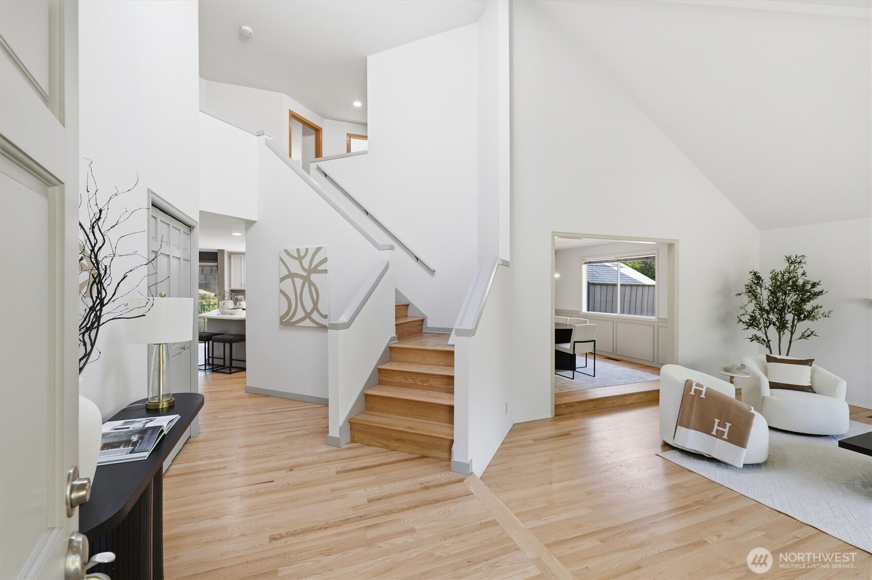 15215 92nd Place Northeast Bothell, WA 98011 - Photo 2 of 36