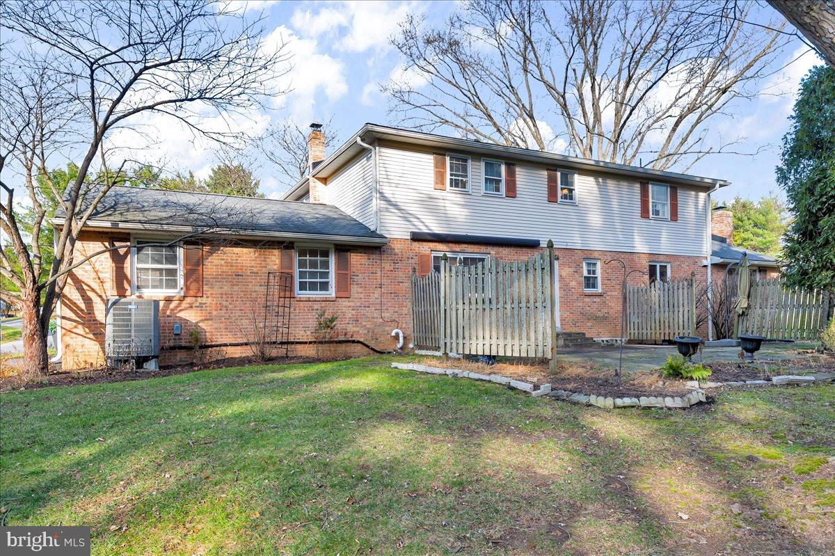 47 Covered Bridge Lane Newark, DE 19711 - Photo 24 of 34 Rear view of the home