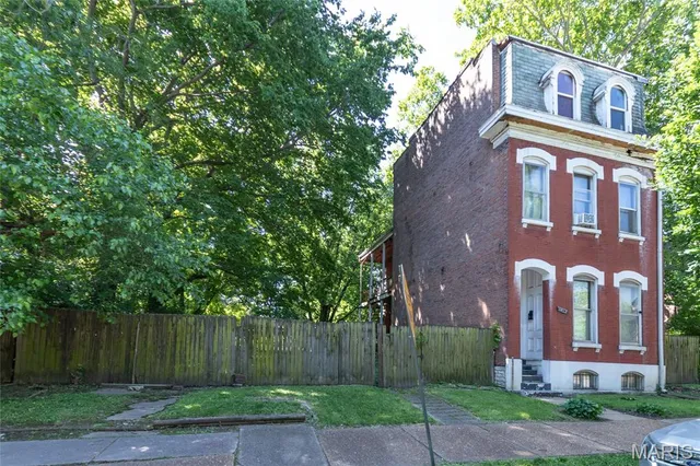 $105,000 | 1412 Bremen Avenue, St. Louis, MO 63107