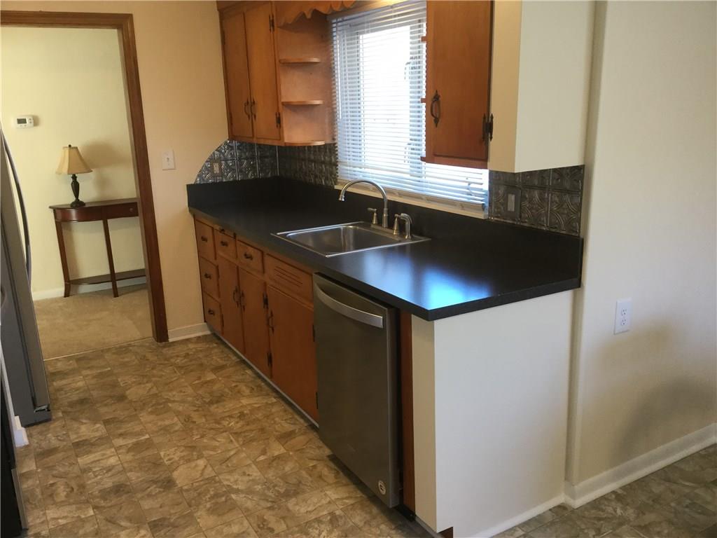 3779 Hubbard-Middlesex Road West Middlesex, PA 16159 - Photo 8 of 22 NEW SS DISHWASHER