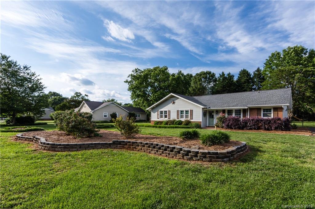 1509 Reid Harkey Road, Unit 4 Matthews, NC 28105 - Photo 2 of 38 Gallery Image 2