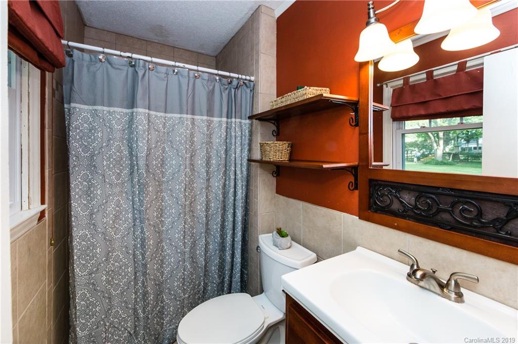 1509 Reid Harkey Road, Unit 4 Matthews, NC 28105 - Photo 21 of 38 Gallery Image 21