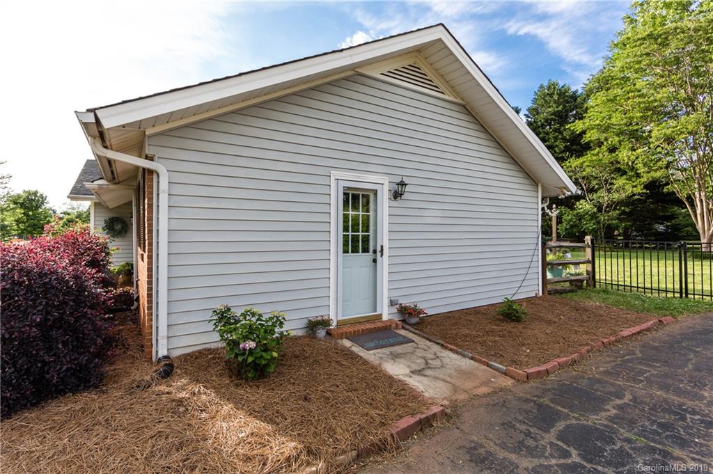 1509 Reid Harkey Road, Unit 4 Matthews, NC 28105 - Photo 32 of 38 Gallery Image 32
