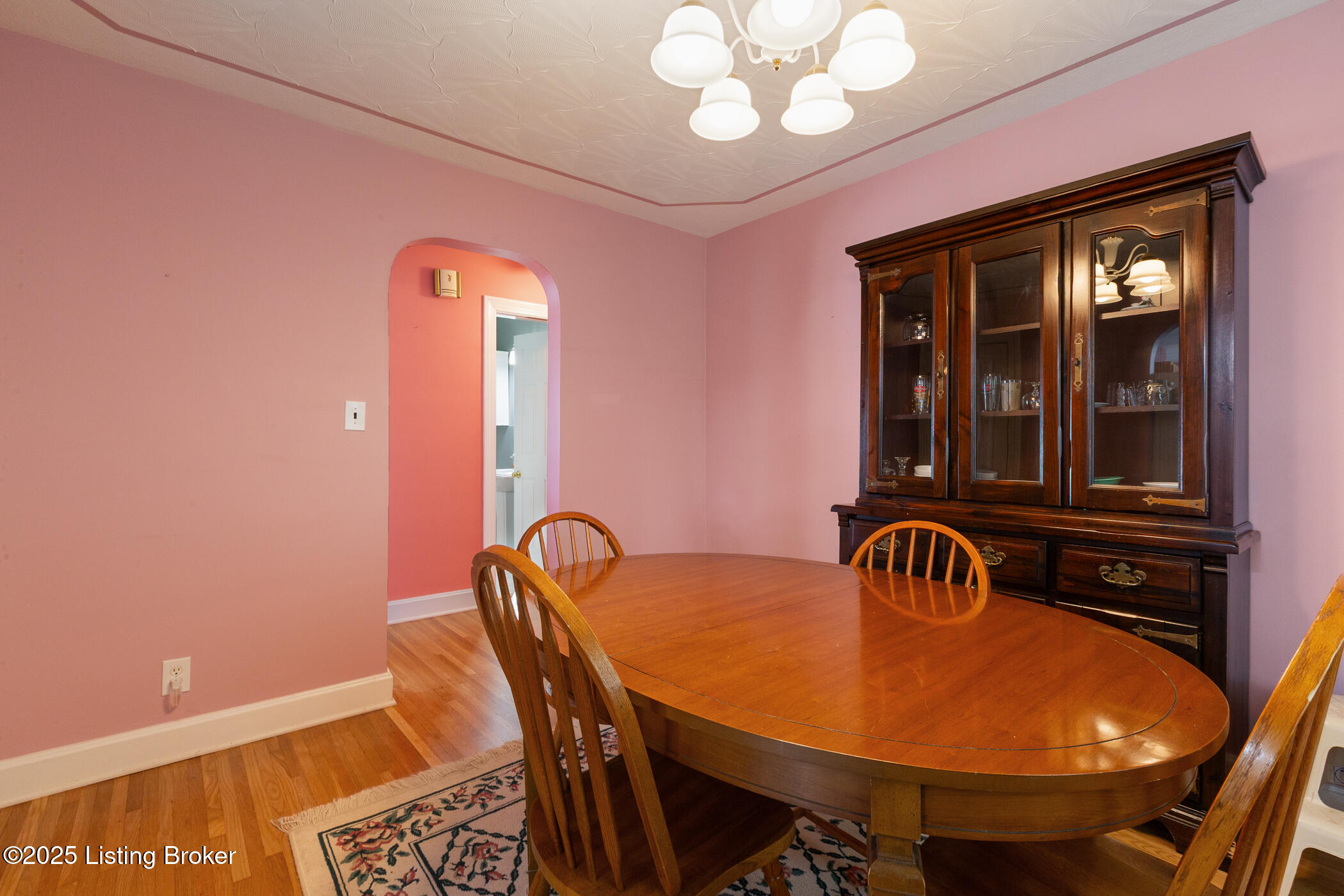4908 Valley Station Road Louisville, KY 40272 - Photo 28 of 33 28