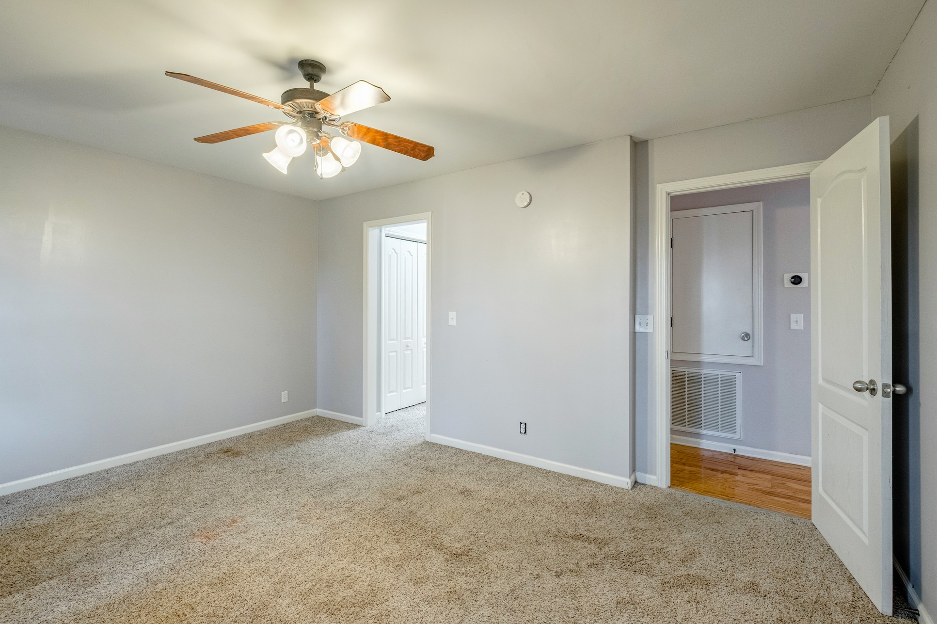 1763 Needmore Road Clarksville, TN 37042 - Photo 13 of 33 Gallery Image 13