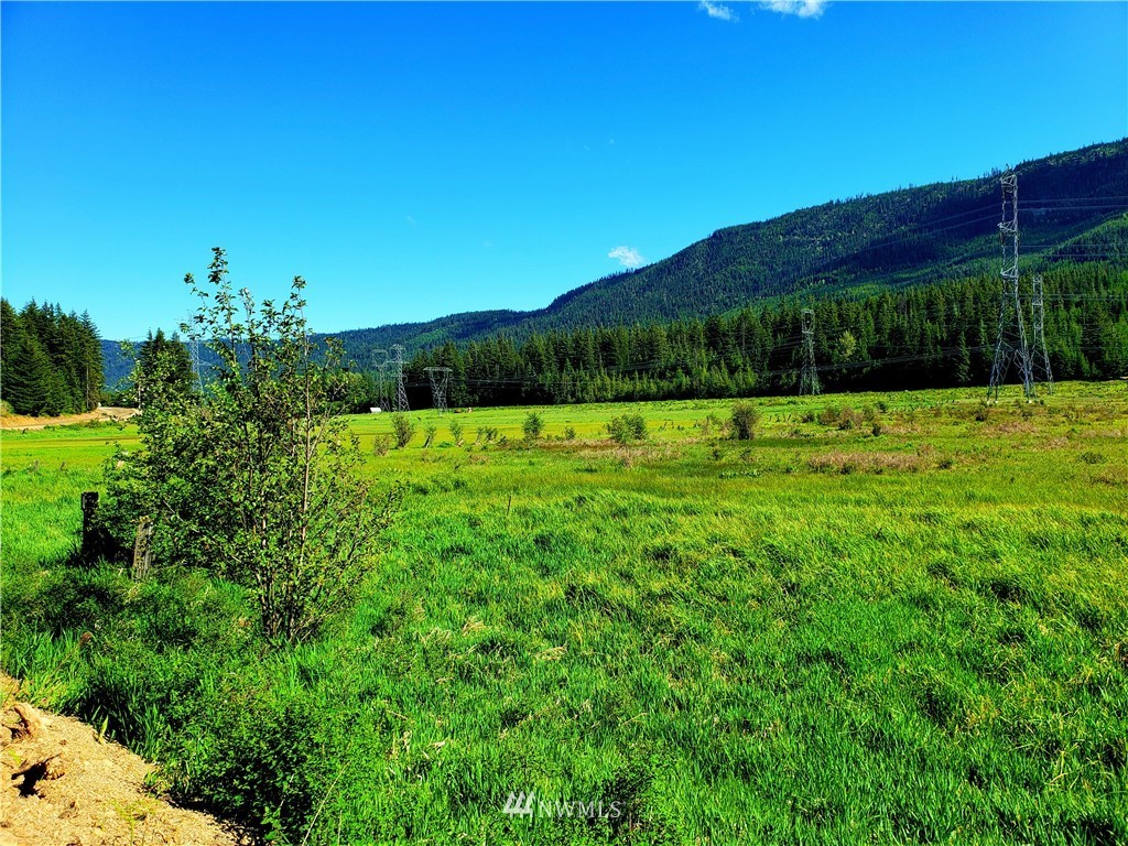 2901 Pasco Road Cle Elum, WA 98922 - Photo 3 of 8 Gallery Image 3