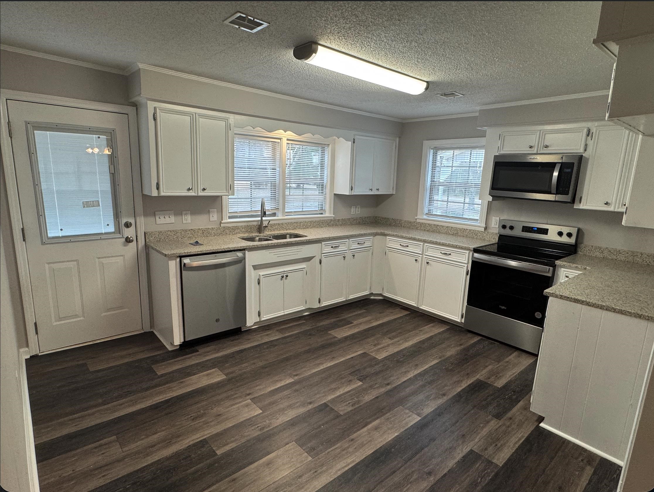 809 John Dodd Road Spartanburg, SC 29303 - Photo 7 of 23
