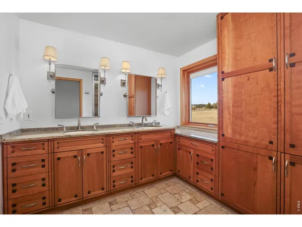 $1,475,000 | 294 Wedge Rock Drive, Lyons, CO 80540