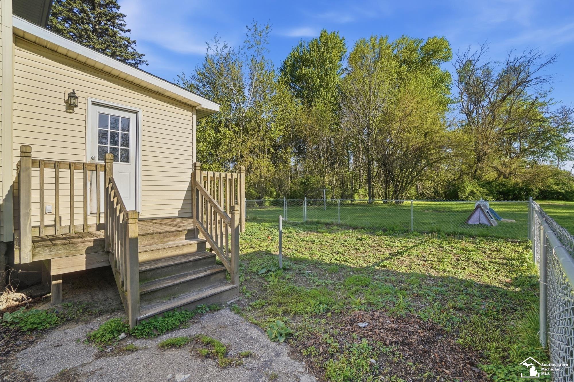 2634 Stewart Road Monroe, MI 48162 - Photo 39 of 43