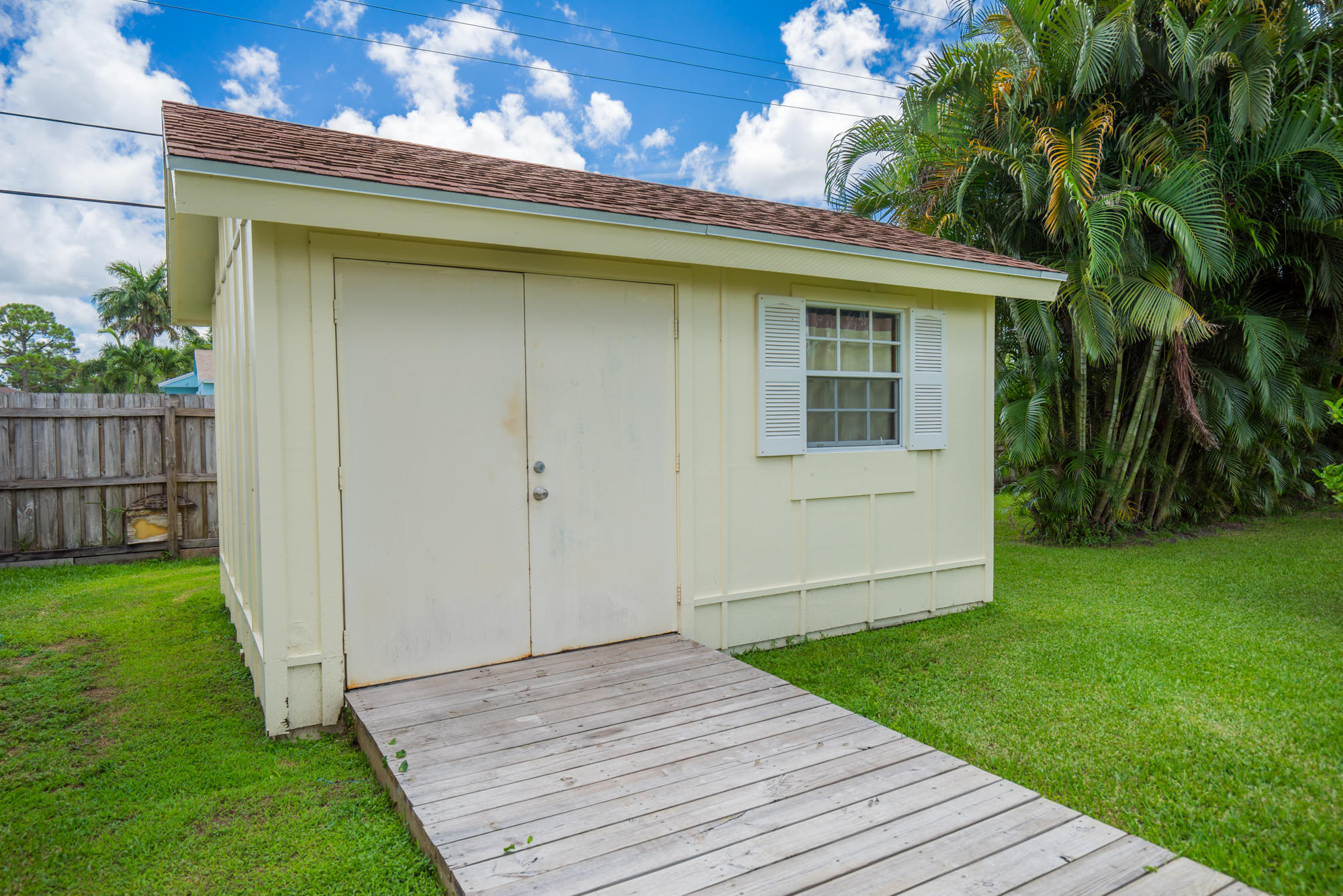 123 Cleveland Road Lake Worth, FL 33467 - Photo 23 of 25 EMP-32