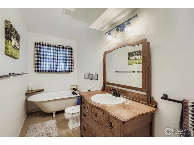 $1,250,000 | 38662 County Road 29, Eaton, CO 80615