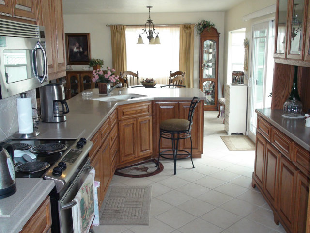 766 Middlefield Road Salinas, CA 93906 - Photo 9 of 13 Gallery Image 9