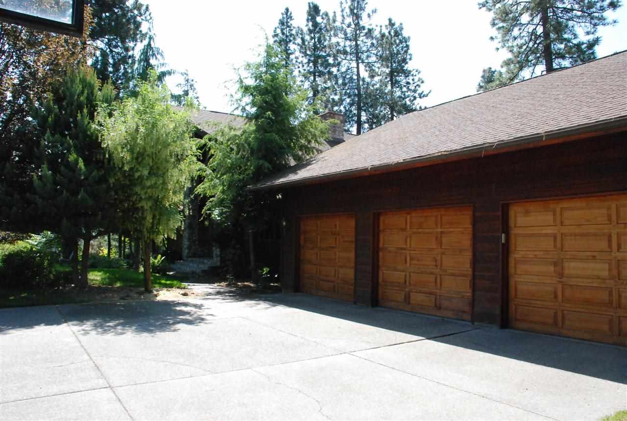 16416 North Greenbluff Road Colbert, WA 99005 - Photo 3 of 20